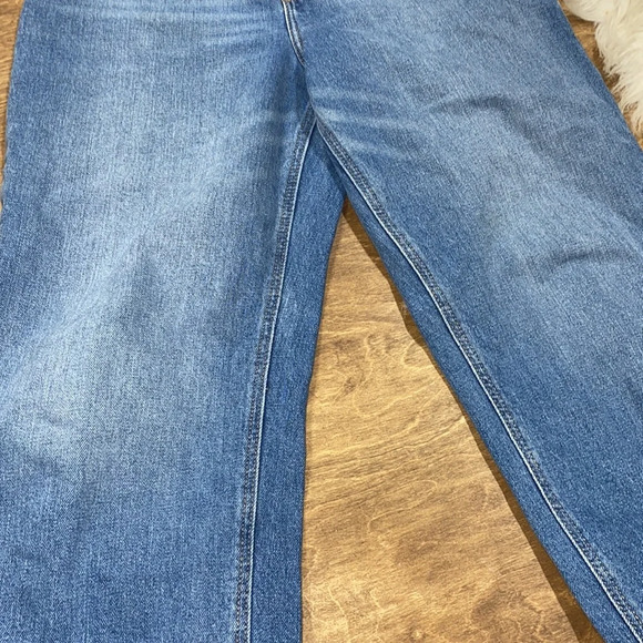 Old Navy high rise denim jeans size 8 - Picture 7 of 8